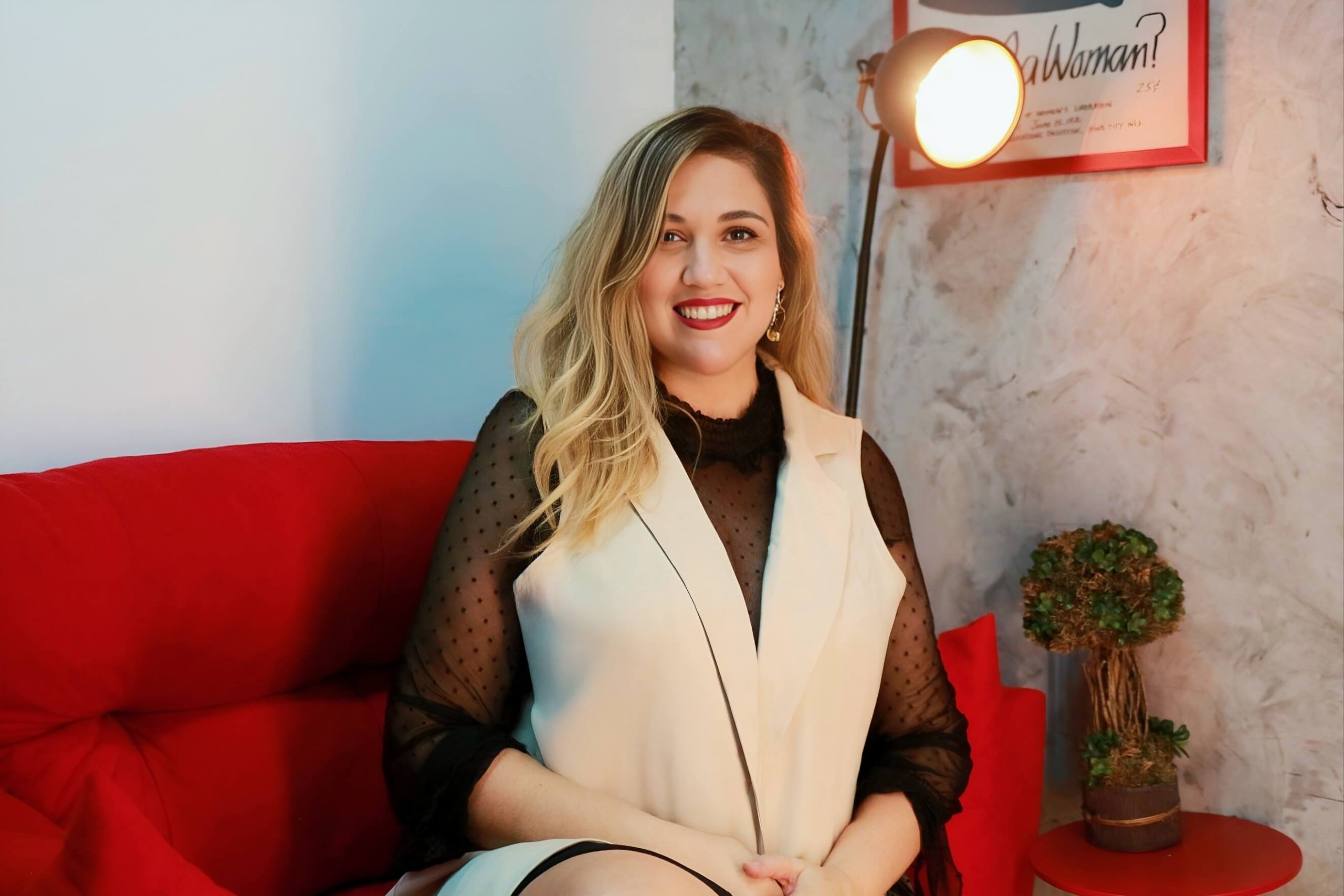 Mayse Araújo - Diretora Executiva da Atena